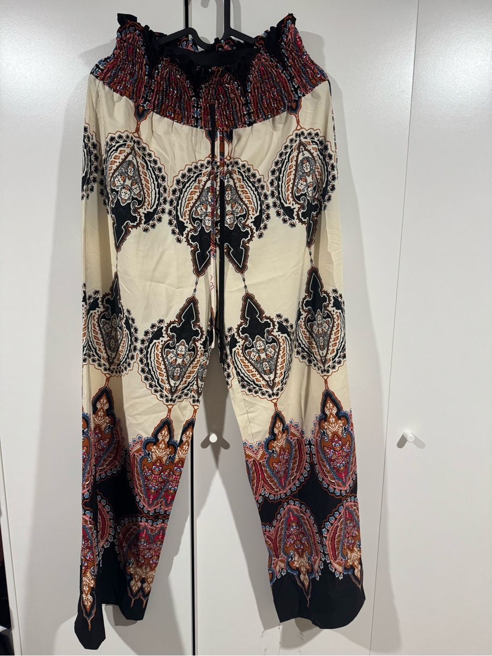 SHEIN Cream Paisley Print Smocked Waist Wide-Leg Pants